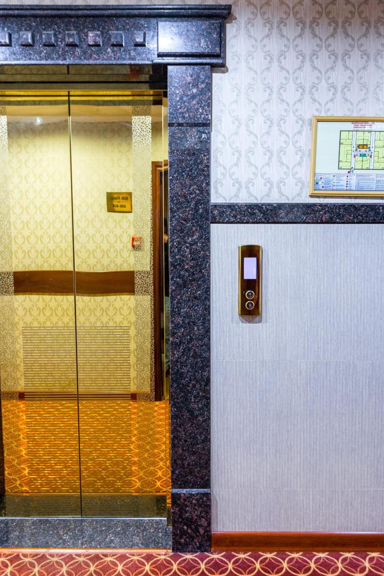Plaza Hotel Almaty Exterior foto